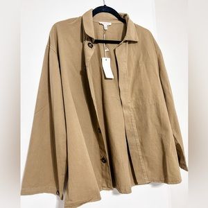 NWT Grade & Gather Button Down Top